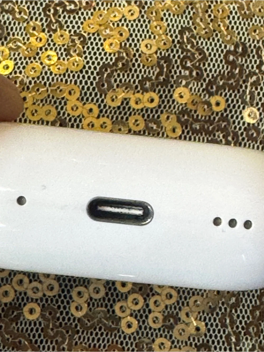 AirPods Pro 2 CASE ONLY (Apple Product)